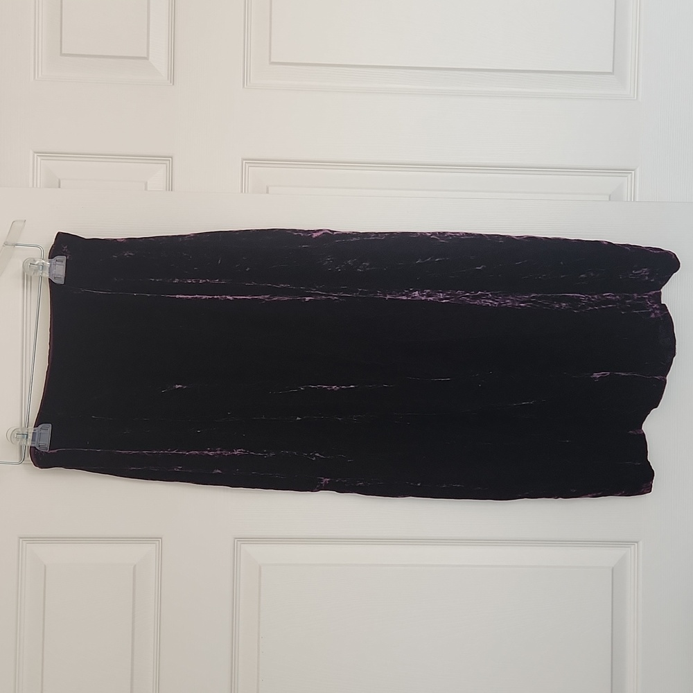 Velvet skirt size 6